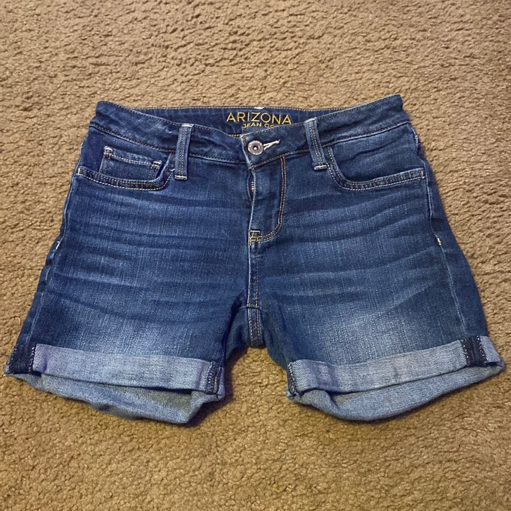 Size 1 Arizona Jean CO Jeans.